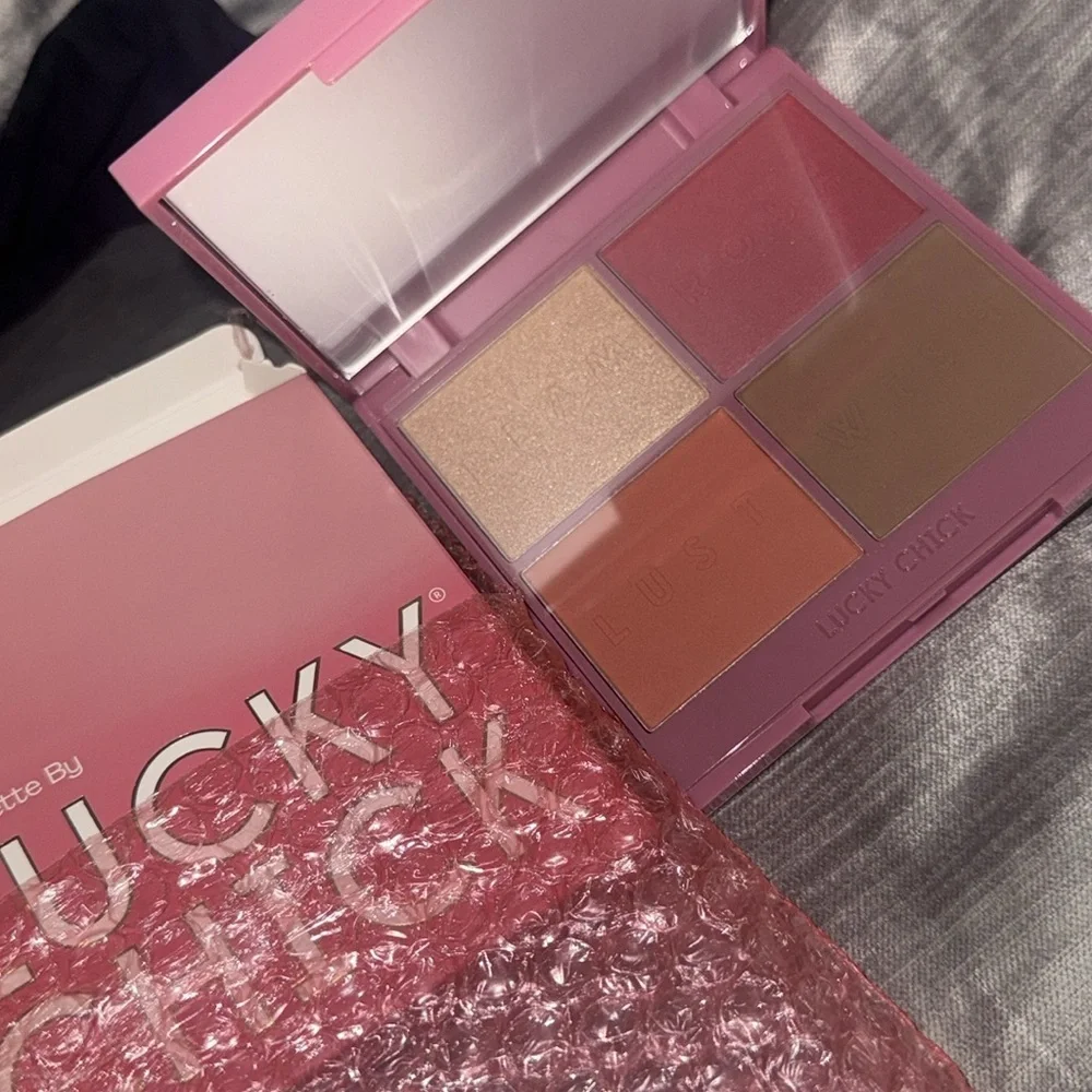 Lucky Chick Mystic Halo Glow Palette new in box